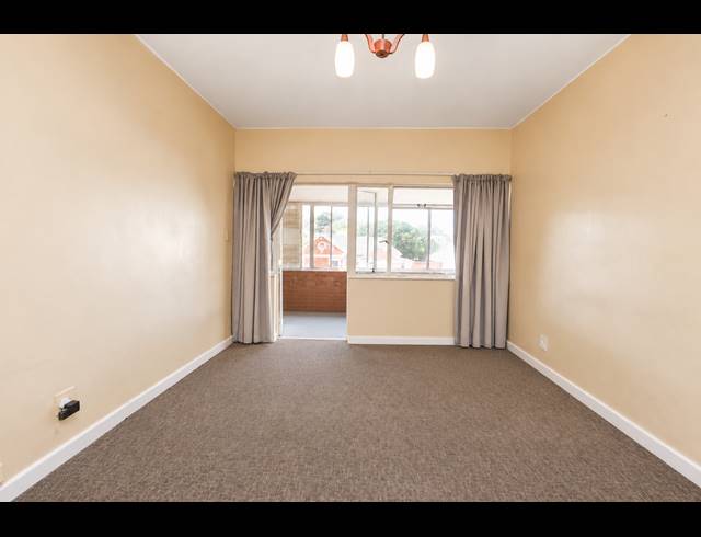 1.5 BEDROOM APARTMENT FOR SALE IN MORNINGSIDE